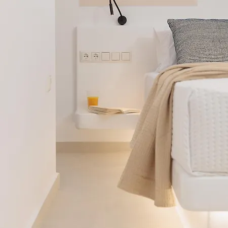 Country Lägenhetshotell Stelida (Naxos)