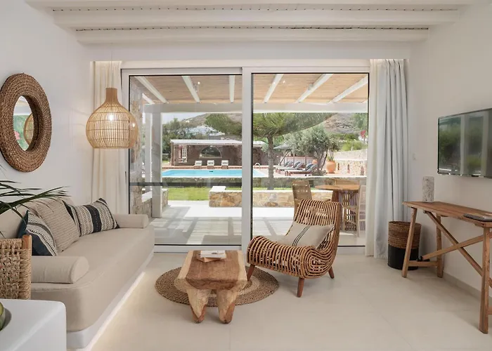 Country Aparthotel 4*